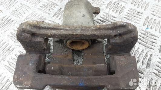 Суппорт тормозной задний правый hyundai IX35 1 (2N