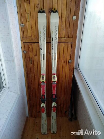 Горные лыжи Atomic 180 cm
