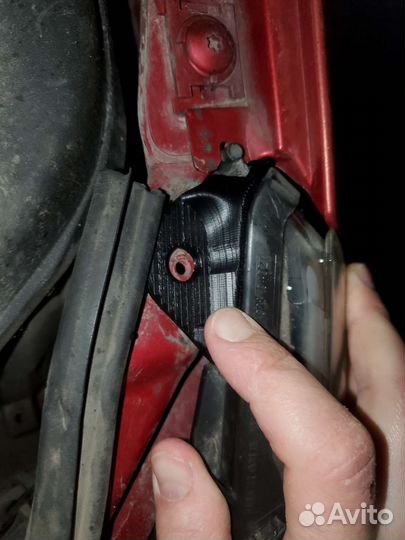 Крепления для штатных ксеноновых фар на Citroen c4