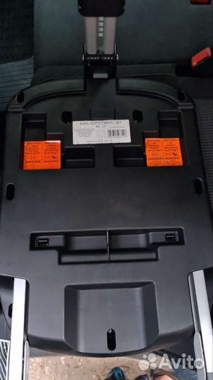 База изофикс carlo