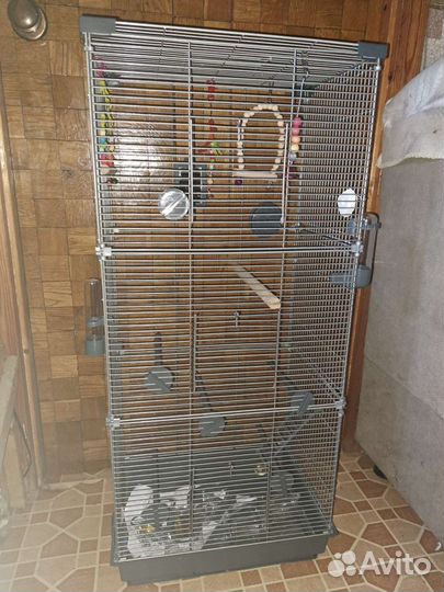 Клетка для попугаев