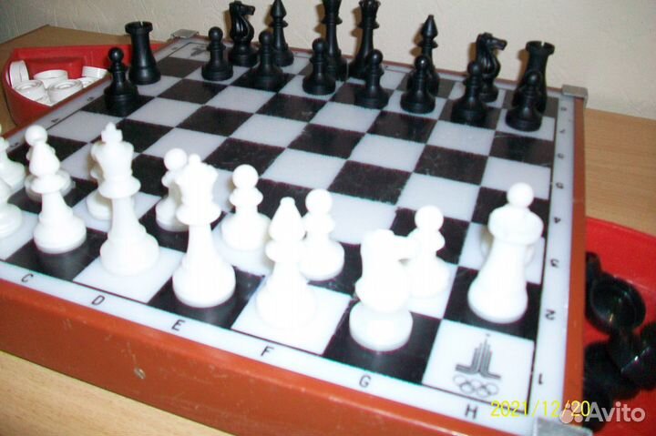 Шахматы шашки 2 в 1 ра 36-36 СССР 1980г