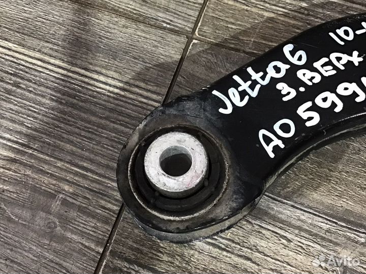 Рычаг задний верхний Volkswagen Jetta 6
