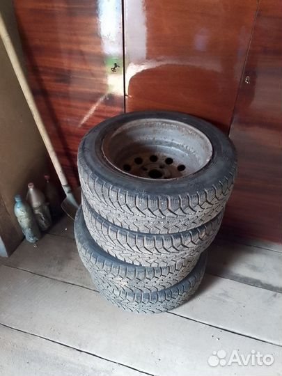Зимние шины с дисками
