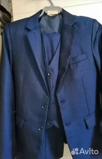 Школьный костюм