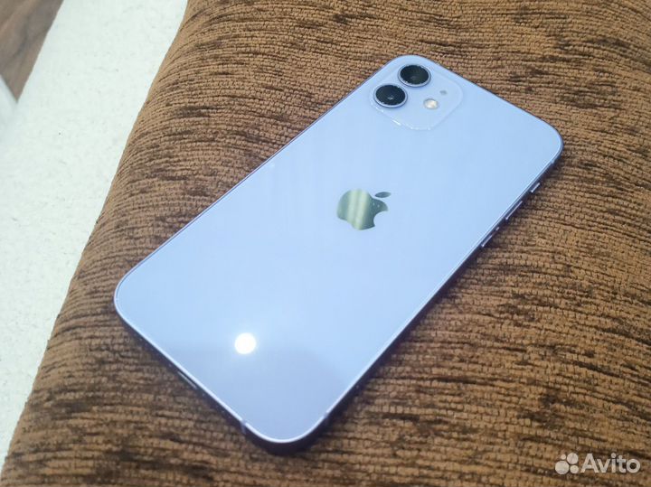 iPhone 12, 64 ГБ