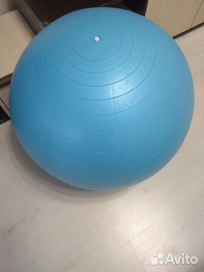 Гимнастический мяч(для фитнеса)