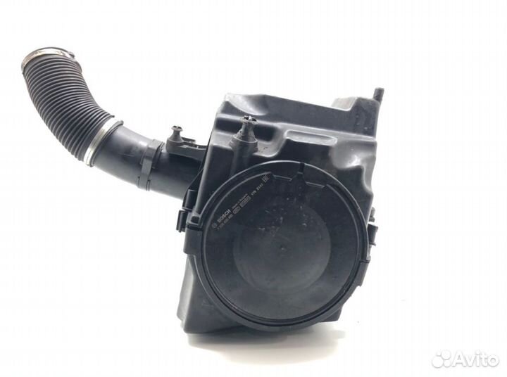 Корпус воздушного фильтра Volvo S40 2.0 TD 2008