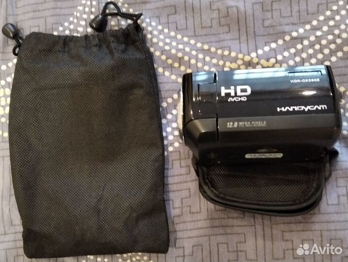 Цифровая видиокамера