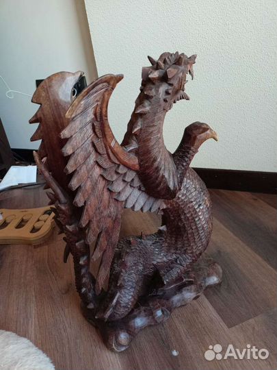 Статуэтка дракон