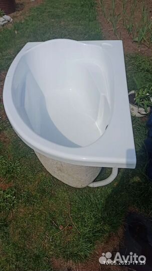 Ванна акриловая