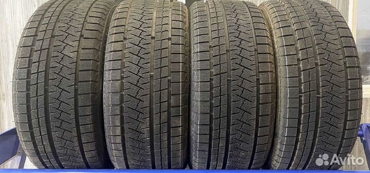 Triangle PL02 255/45 R20