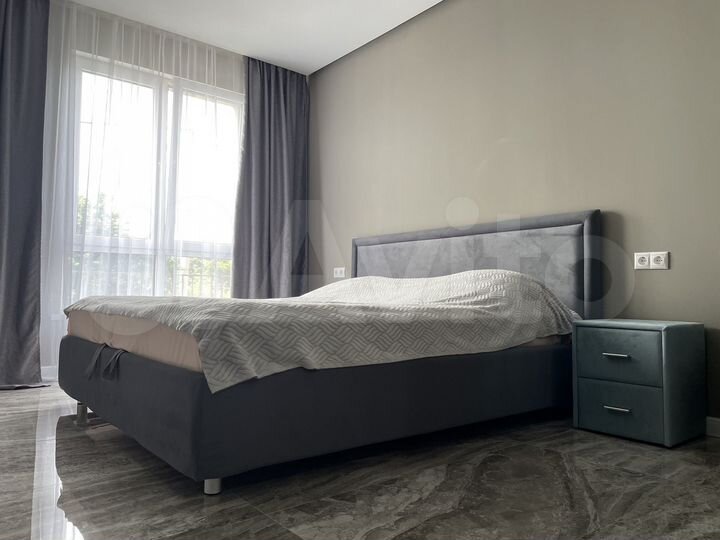 3-к. квартира, 73,8 м², 1/3 эт.