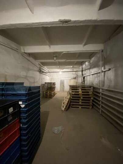 Склад, 300 м²