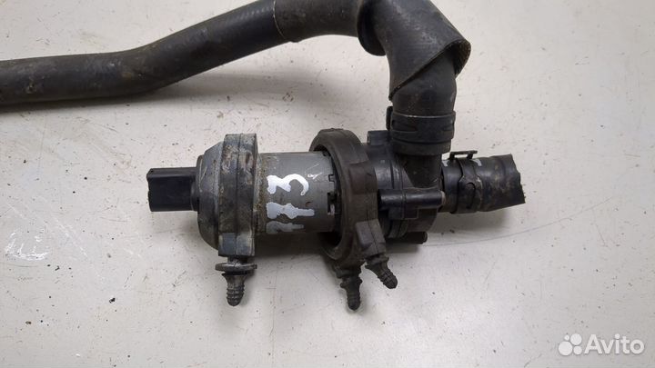 Насос водяной Porsche Cayenne, 2004