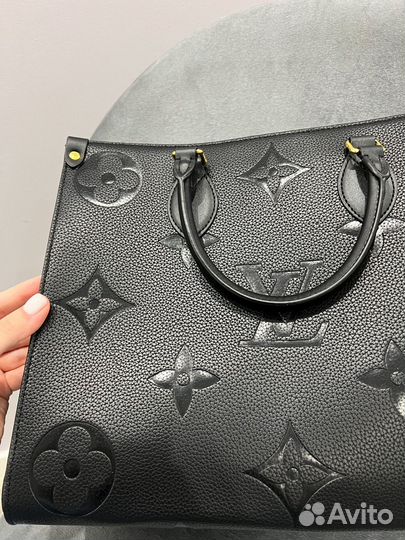 Сумка Louis Vuitton OnTheGo