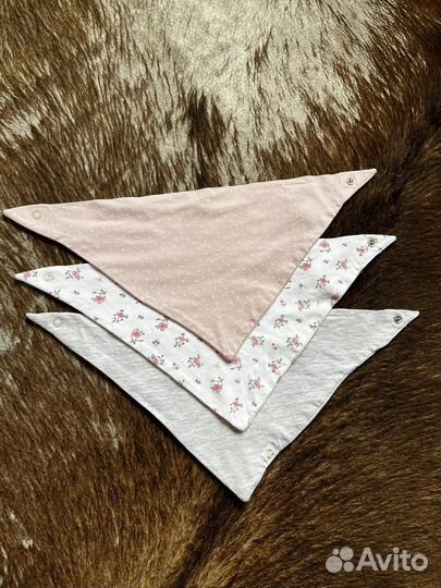 Слюнявчик нагрудник платок H&M