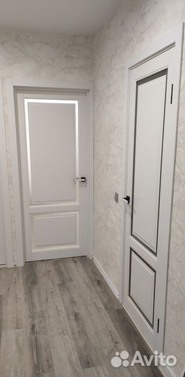 Установка межкомнатных дверей