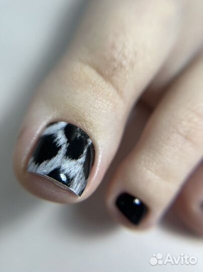 Педикюр с покрытием