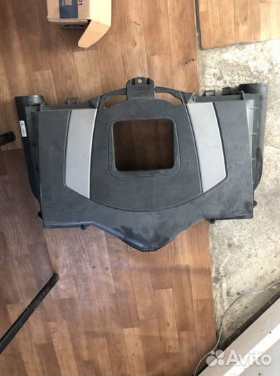 Крышка Двигателя Mercedes M272 M273