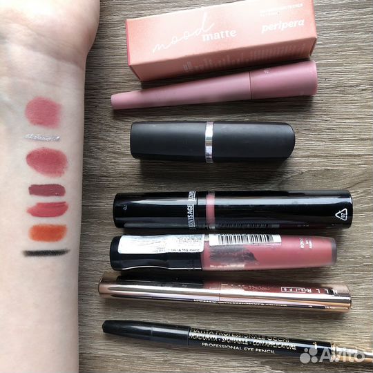 Косметика, накладные ресницы пучки, спф крем