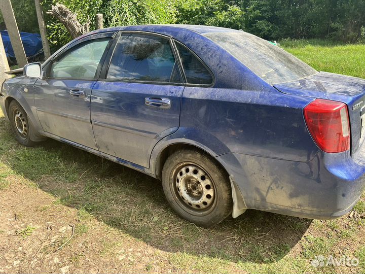 В разборке шевролет лачетти седан
