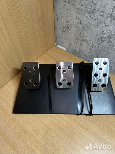 Игровой руль с 3 педалями и коробкой передач