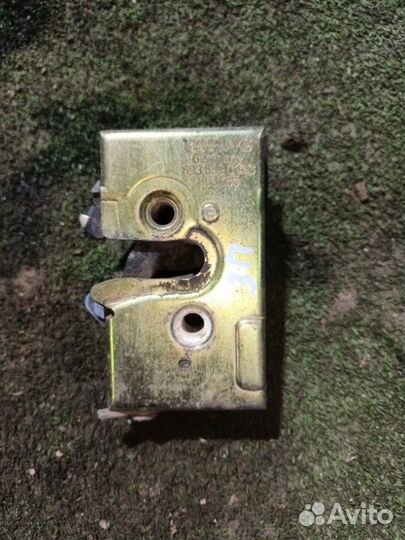 Замок двери Audi 80 B3 JN 1.8