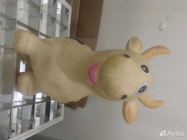 Игрушка Корова попрыгун