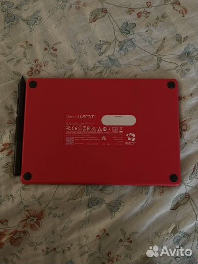 Графический планшет Wacom One S