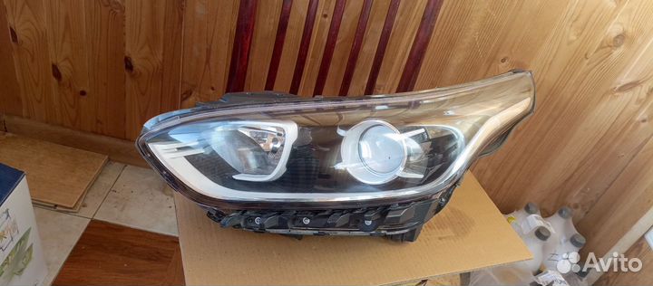 Фара левая Kia Cerato 4