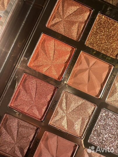 Палетка теней Revolution Pro Goddess Bronze Heat