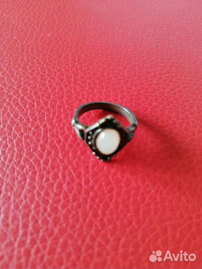 Кольцо с лунным камнем