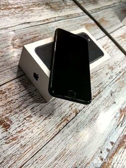 iPhone 7, 32 ГБ