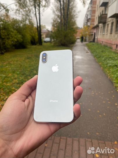iPhone X, 64 ГБ