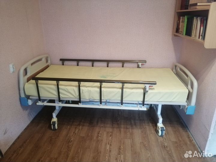 Медицинская кровать для лежачих больных бу