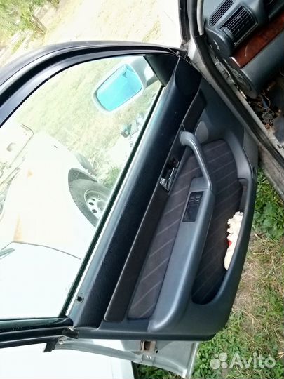 Audi A6 2.6 AT, 1997, 150000км