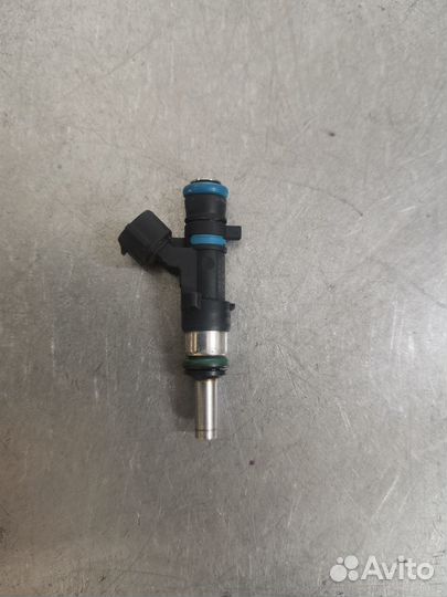 Топливная форсунка Mitsubishi 2,0 2,4 1465A205