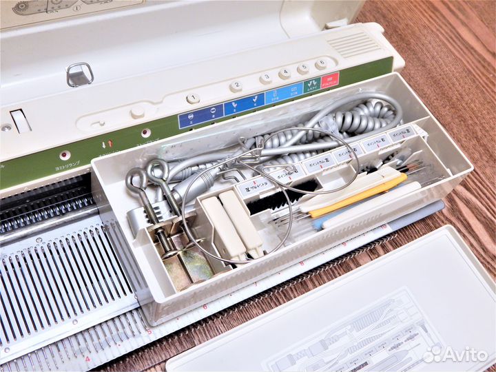 Silver Reed SK500 вязальная машина