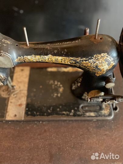 Швейная машинка зингер ножная