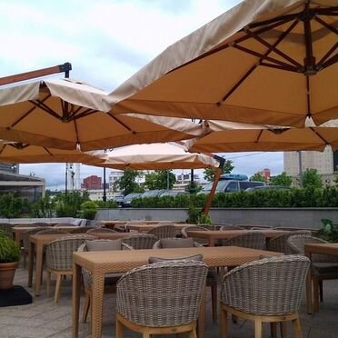 Уличный зонт для ресторанов