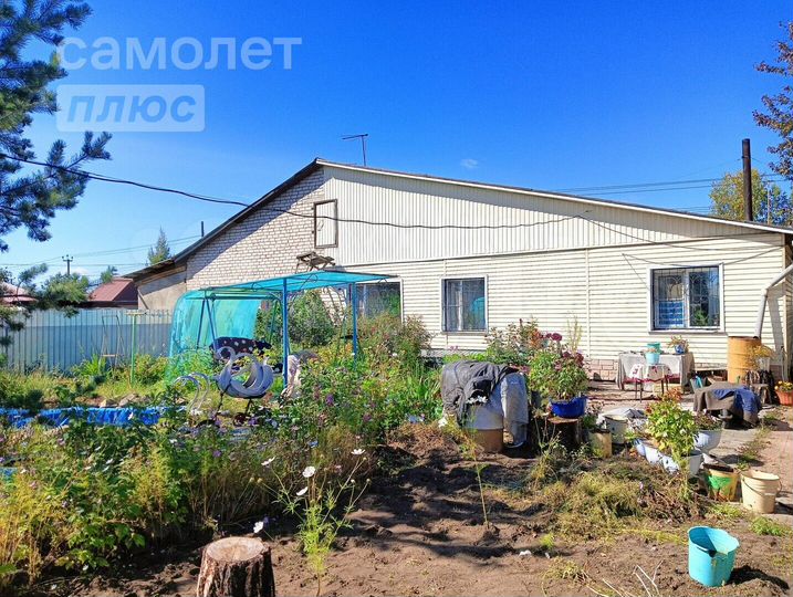 Дом 106,8 м² на участке 12 сот.