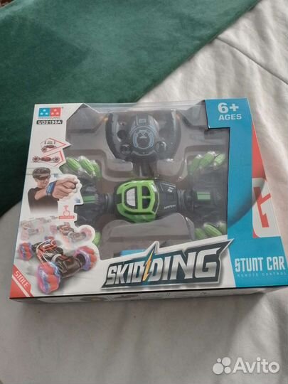 Машинка детская радиоуправляемая