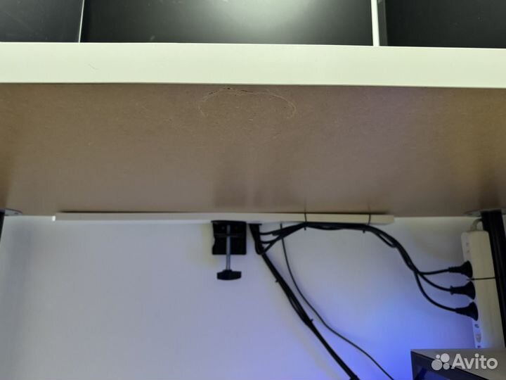 Письменный стол IKEA 120х60