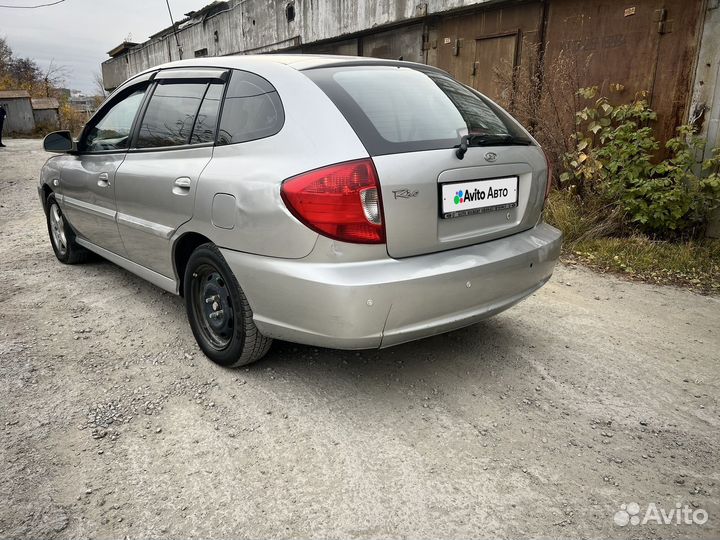 Kia Rio 1.6 МТ, 2004, 200 000 км