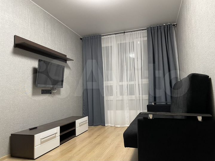 1-к. квартира, 30 м², 13/18 эт.