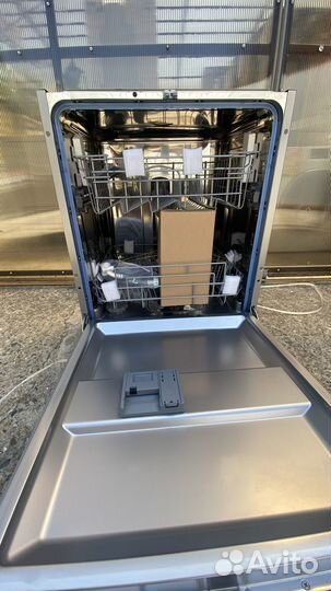 Встраиваемая посудомоечная машина 60 см Haier