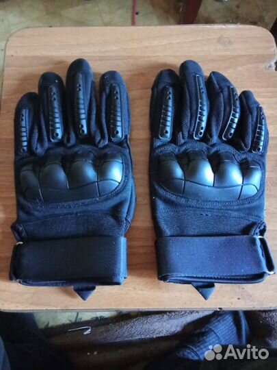 Перчатки военные