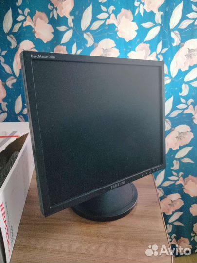 Монитор samsung
