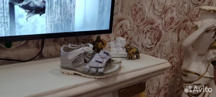Детская обувь для девочек 30-31 размер